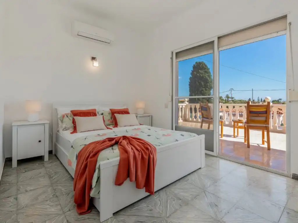 Casa o xalet en venda a Terrenos Sup 22, La Font - Mezquitas