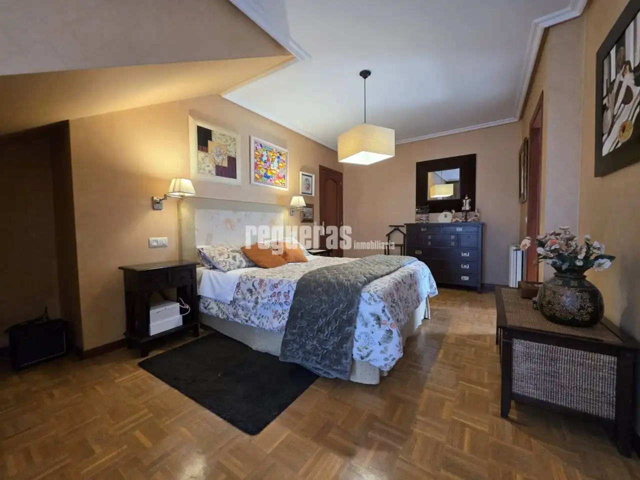 Duplex with lift for sale in Calle Fernández Corujedo, imagen 13