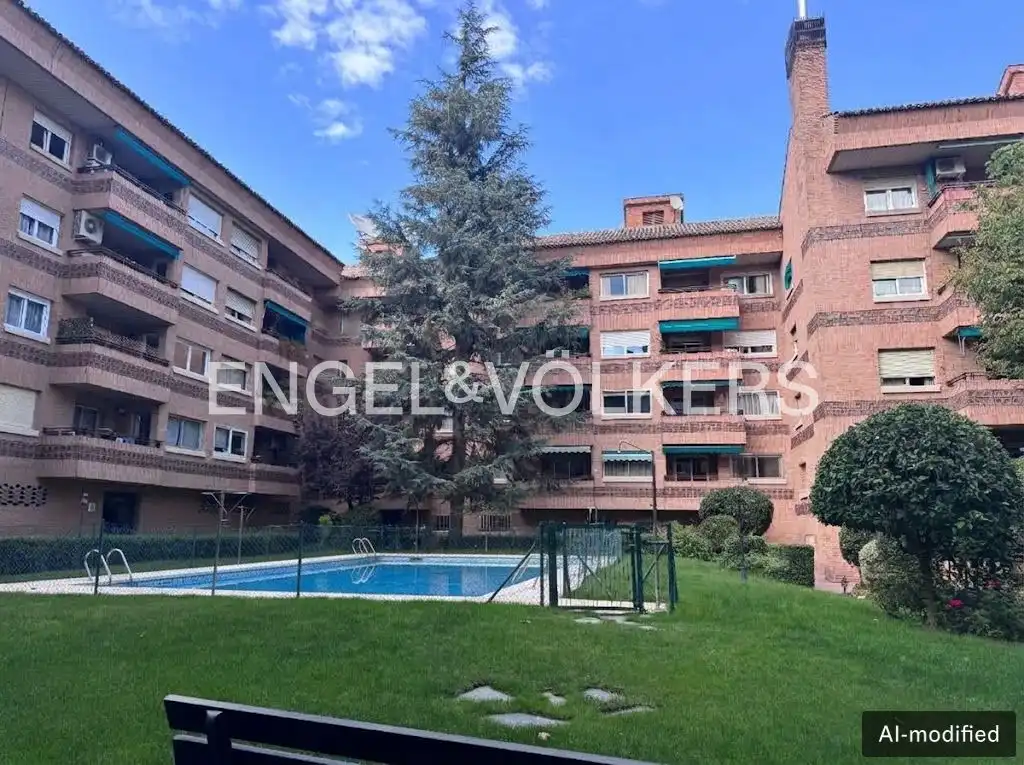 Exterior view of Flat for rent in Chamartín