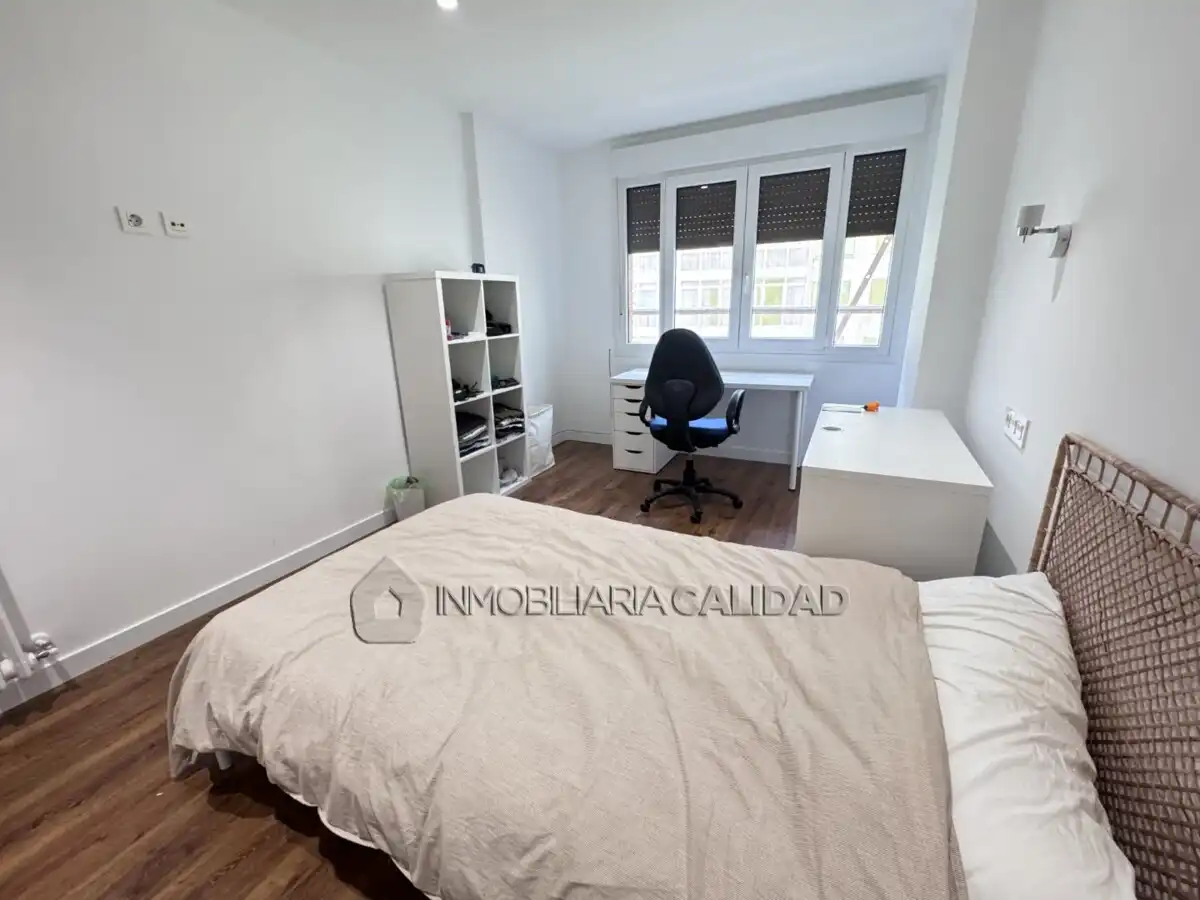 Bedroom of Flat for rent in Burgos  with Heating and Terrace