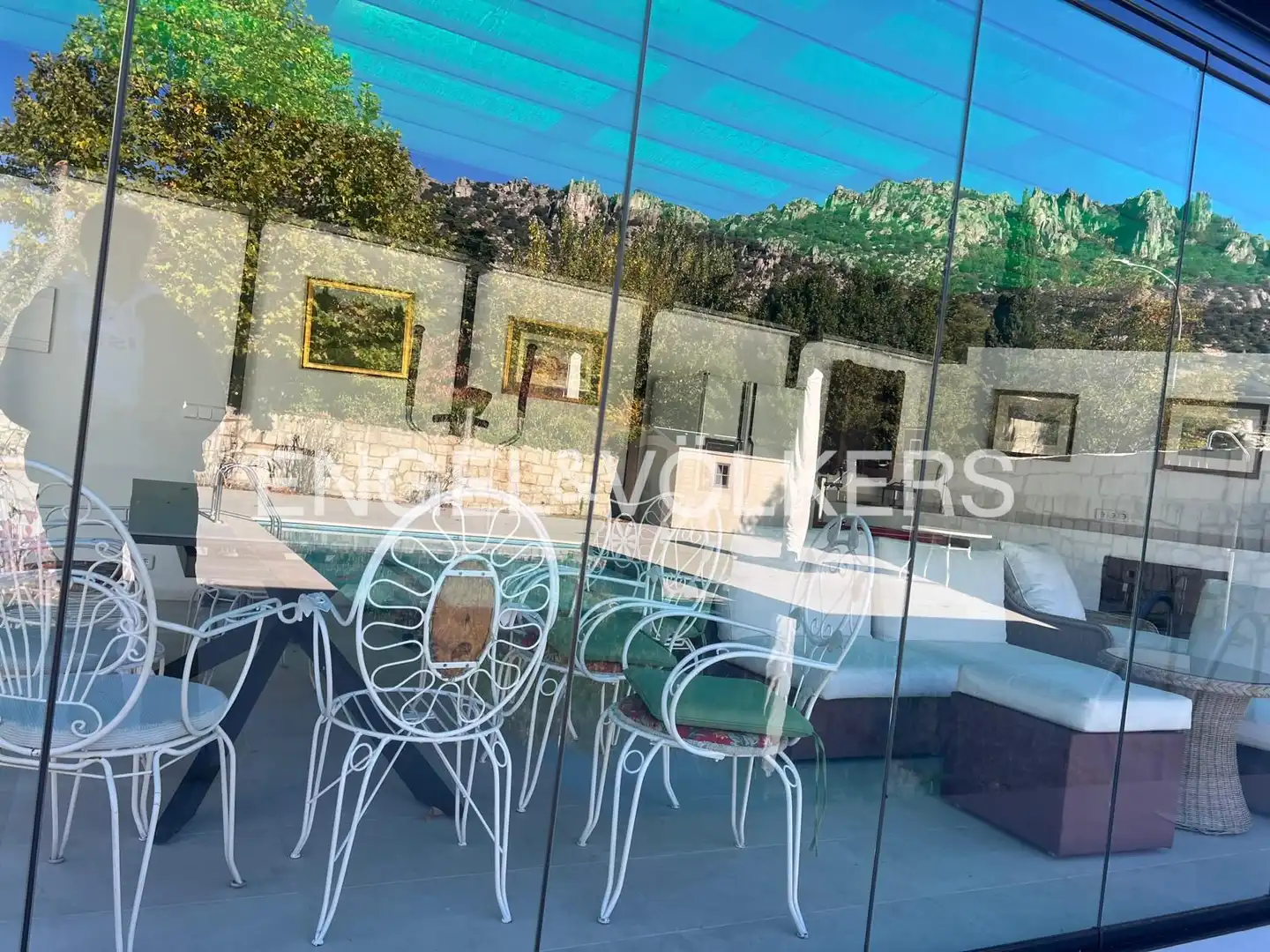Terraza de Casa o chalet en venta en La Cabrera con Calefacción, Jardín privado y Piscina