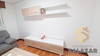 Sala d'estar de Pis en venda en Bilbao  amb Calefacció i Balcó