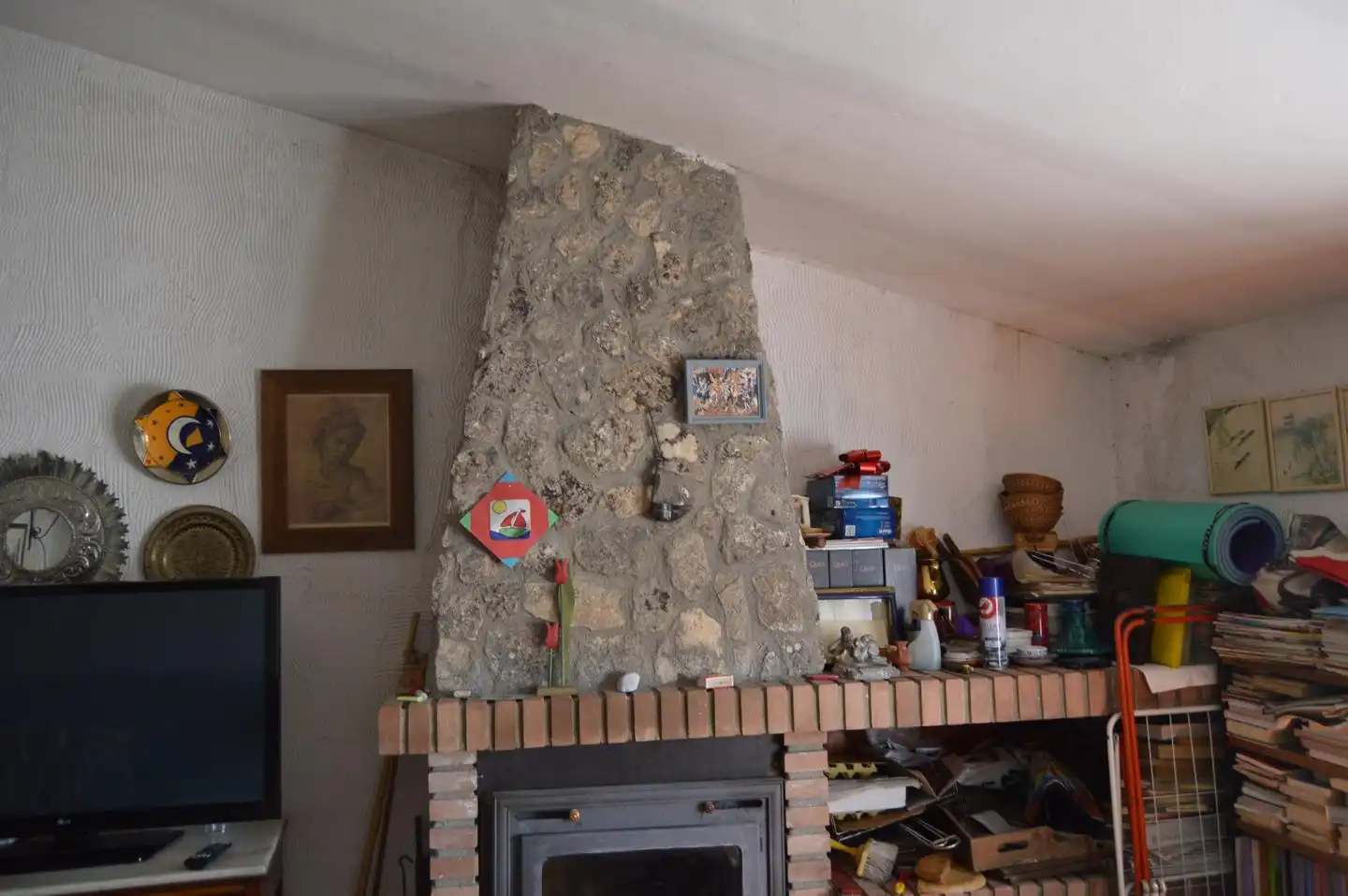 Houses for sale in Huete  with Furnished