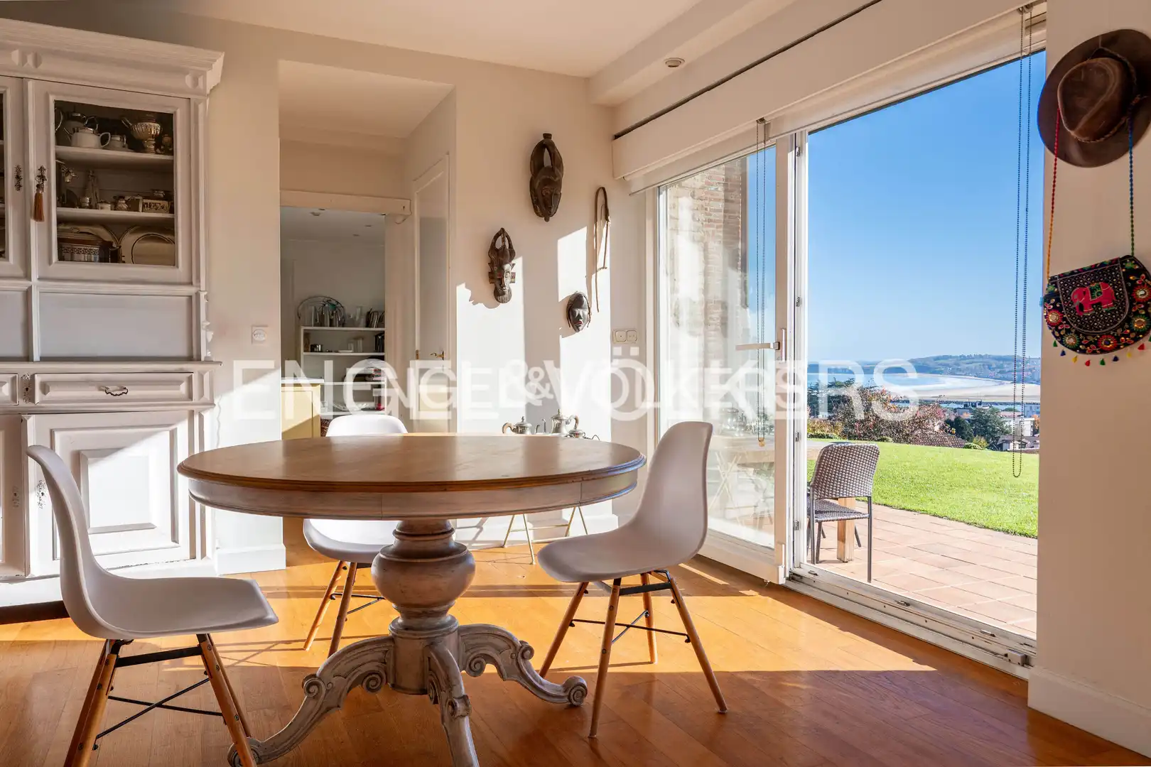 Comedor de Finca rústica en venta en Hondarribia con Aire acondicionado, Calefacción y Jardín privado