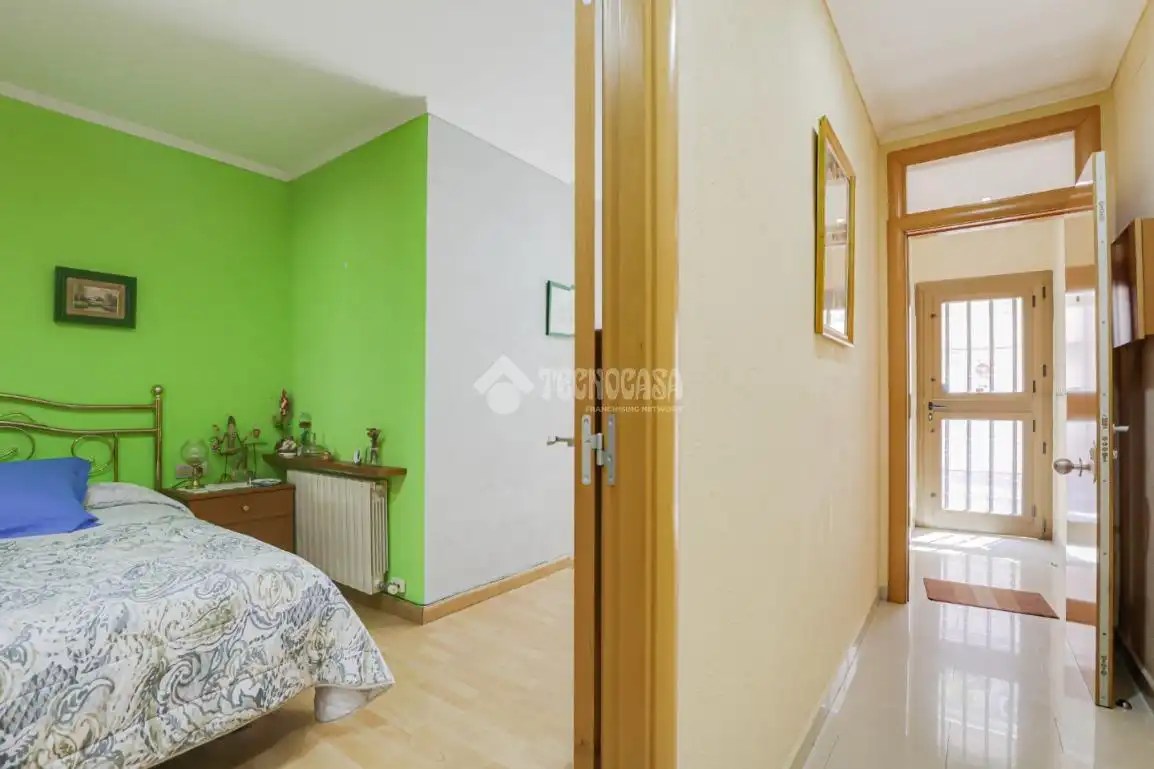 Flat for sale in Terrassa  with Air Conditioner, Heating and Terrace