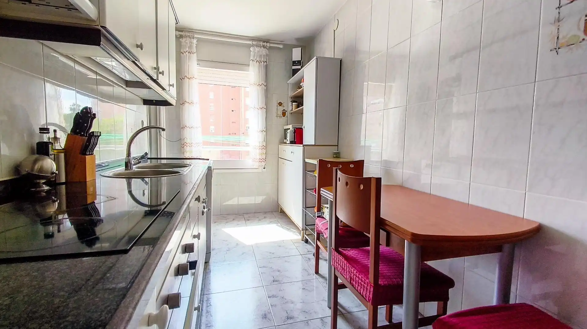 Cuina de Pis en venda en Reus amb Aire condicionat, Calefacció i Moblat