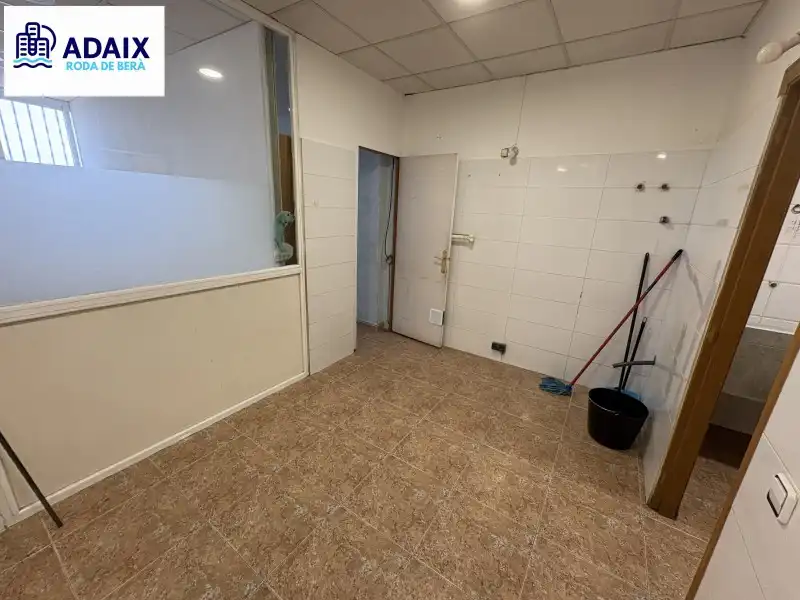 Commercial properties for sale in Roda de Berà