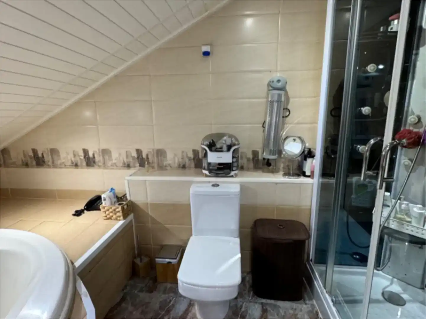Bany de Casa o xalet en venda en Seseña amb Aire condicionat, Piscina i Balcó