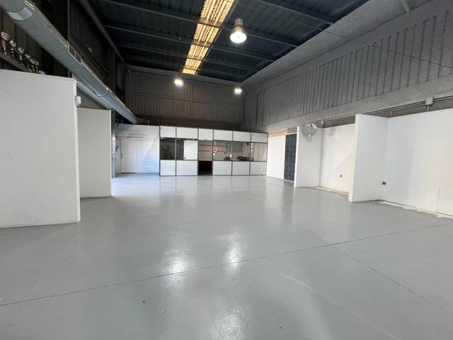 Nave industrial en Alquiler en  ALONSO CANO, 23 en Zona Calvario