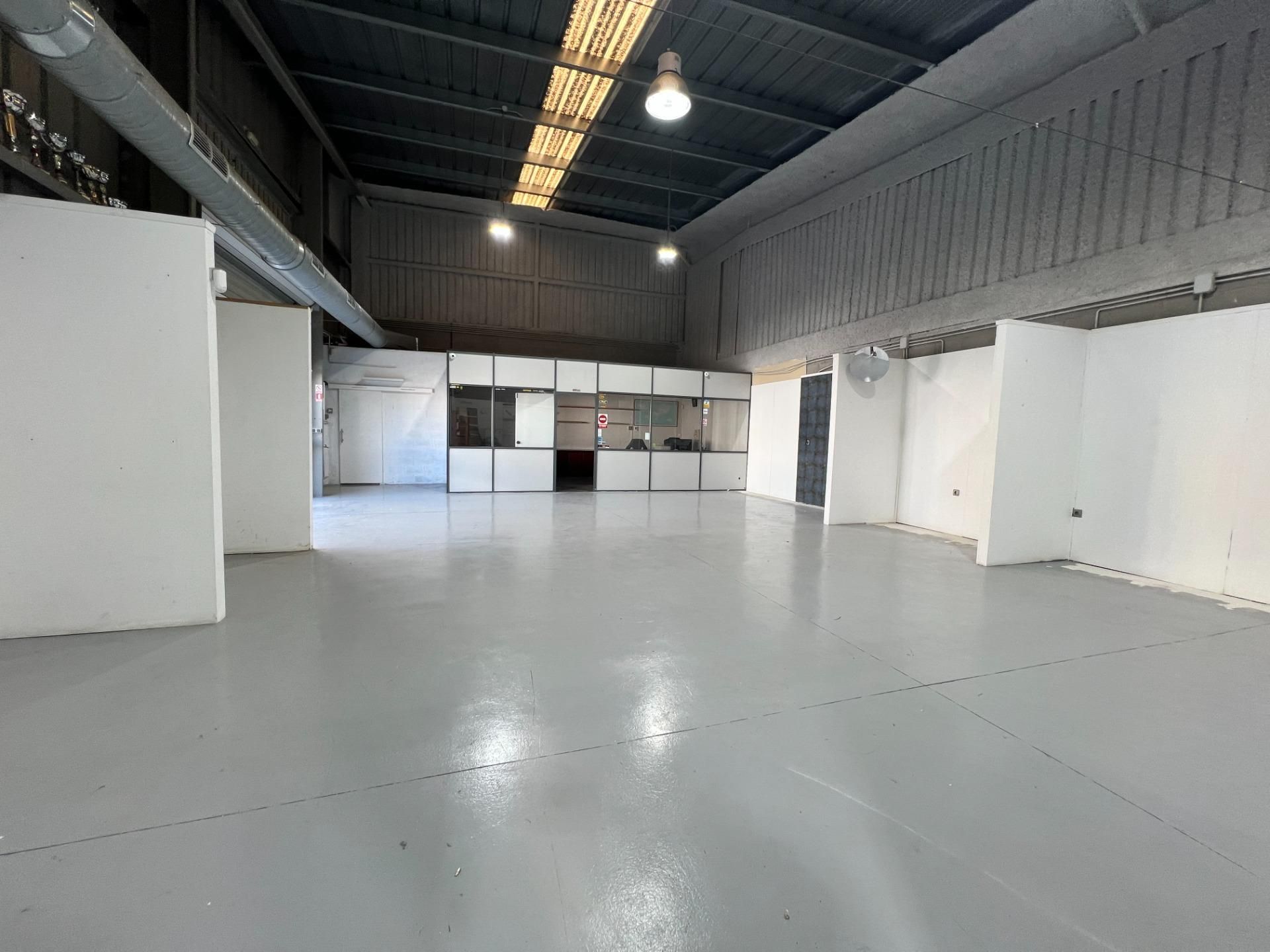 Industrial buildings to rent in Estepona