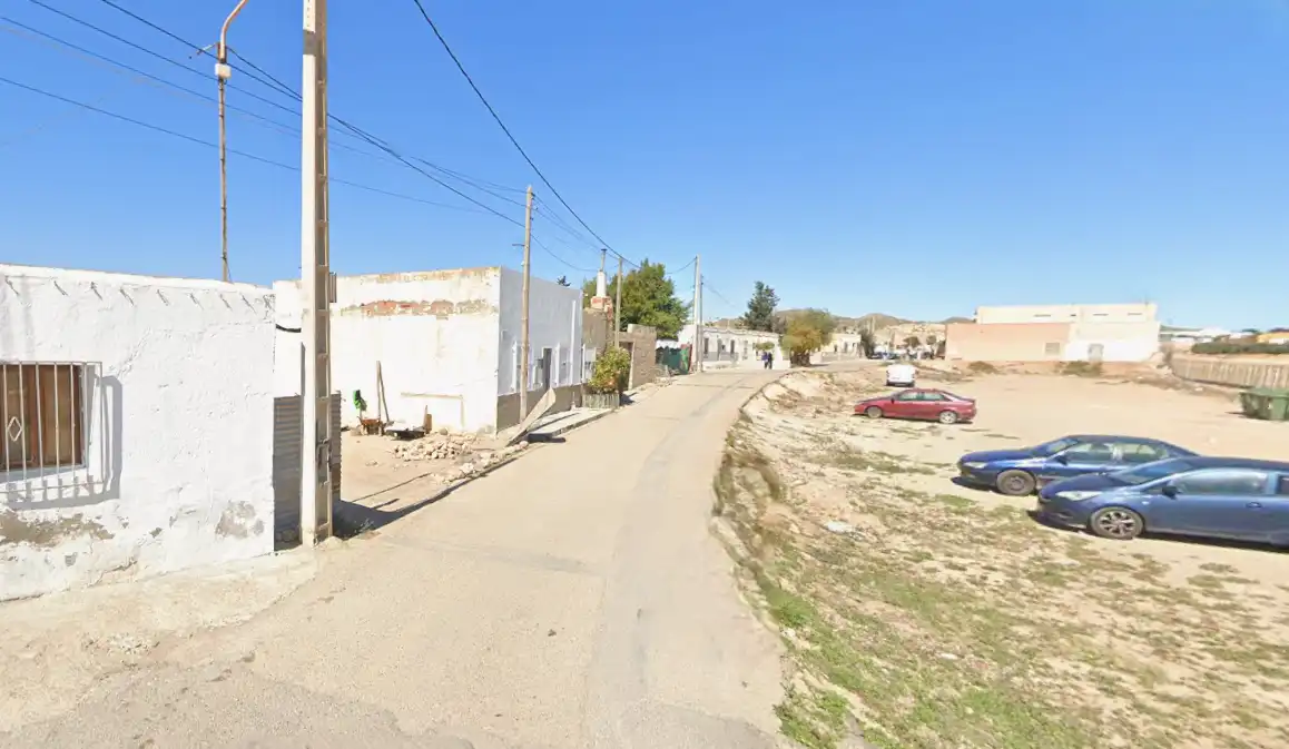 Vista exterior de Pis en venda en Níjar