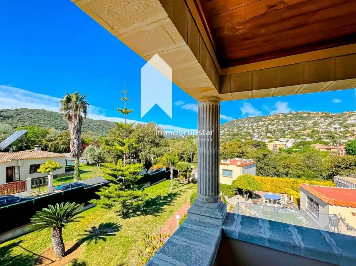 Casa amb terrassa en venda a Olot, imagen 12