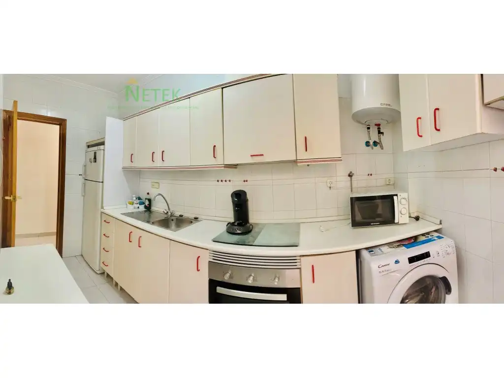 Appartement avec ascenseur à vendre à Calle Lisboa