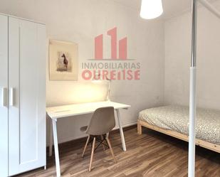 Bedroom of Flat to share in Ourense Capital   with Heating and Balcony