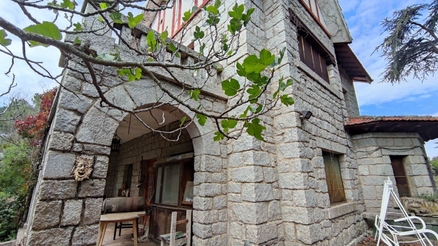 Außenansicht von Country house zum verkauf in Galapagar mit Schwimmbad