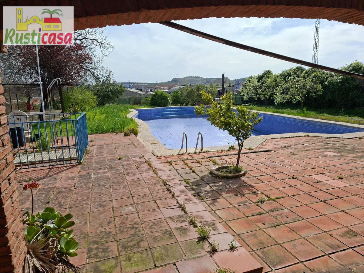 Swimming pool of House or chalet for sale in Bailén  with Private garden, Terrace and Swimming Pool