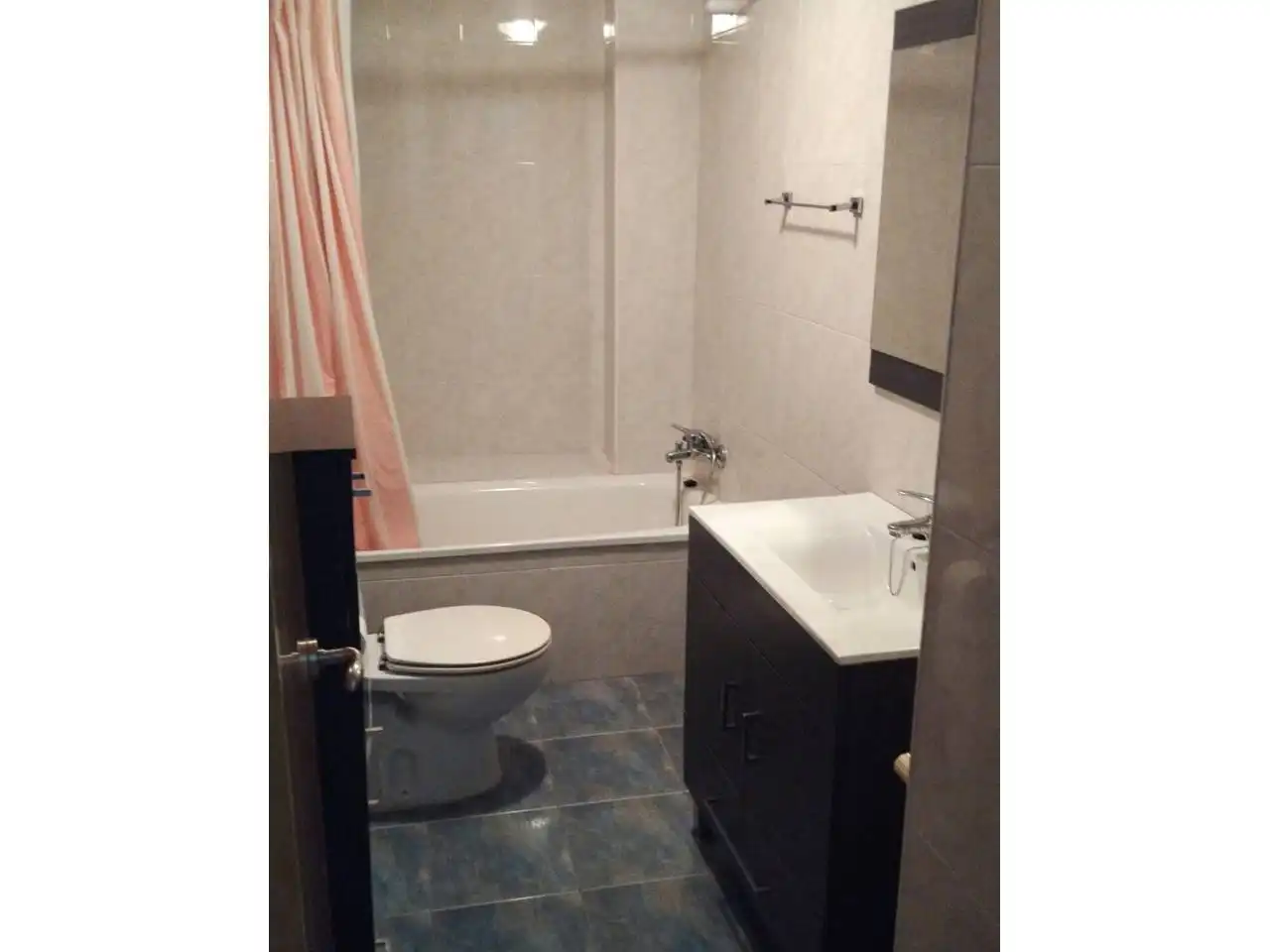 Bathroom of Apartments for rent in Albacete  with Air Conditioner and Balcony