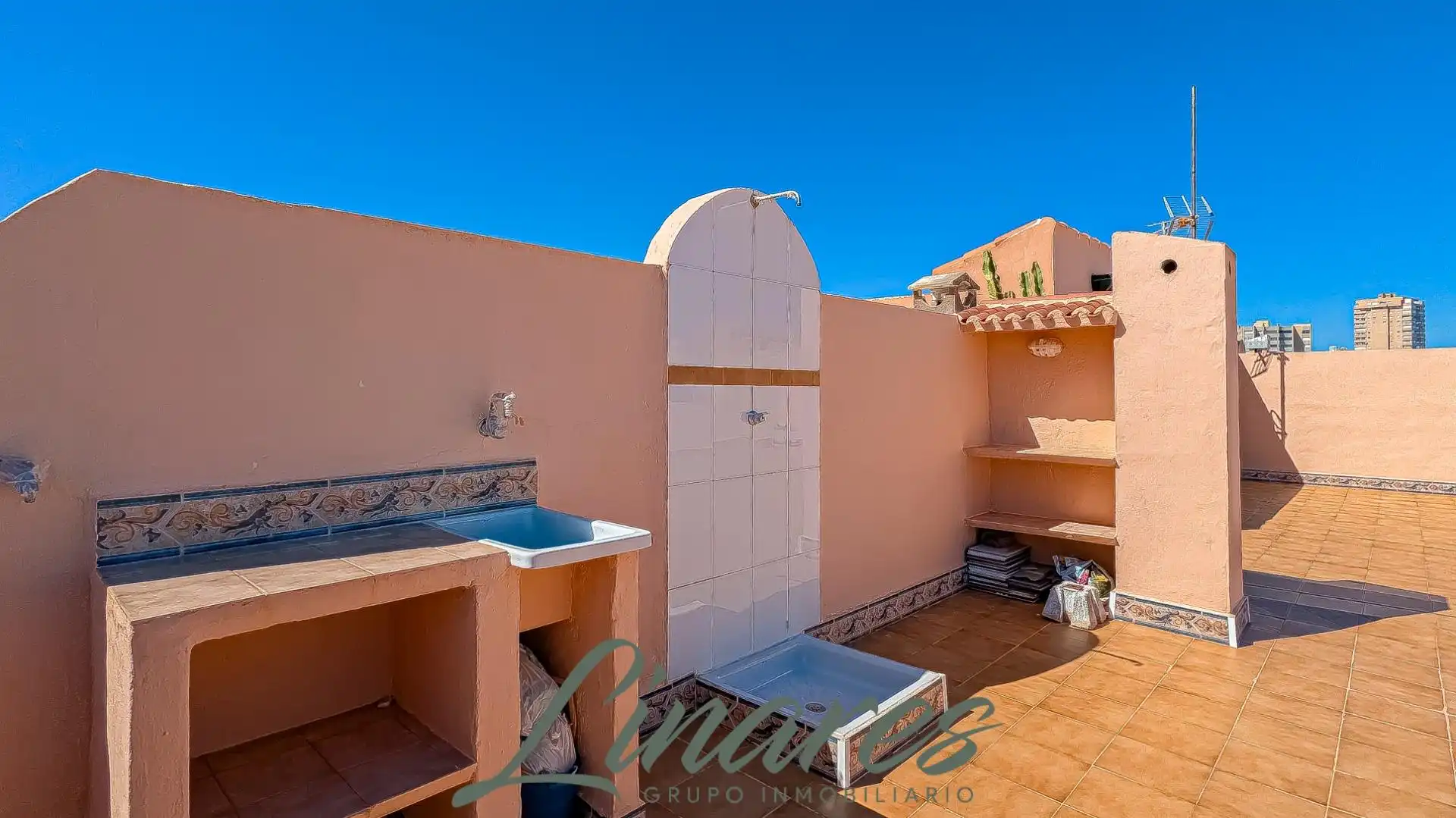 Terrassa de Àtic en venda en La Manga del Mar Menor amb Terrassa i Moblat