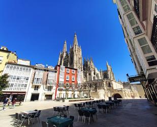 Vista exterior de Pis de lloguer en Burgos Capital amb Calefacció i Moblat