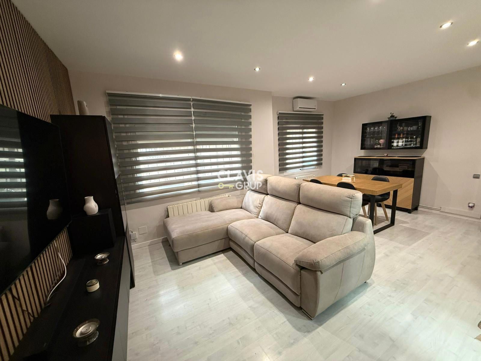 Sala d'estar de Pis en venda en  Barcelona Capital amb Aire condicionat, Calefacció i Moblat