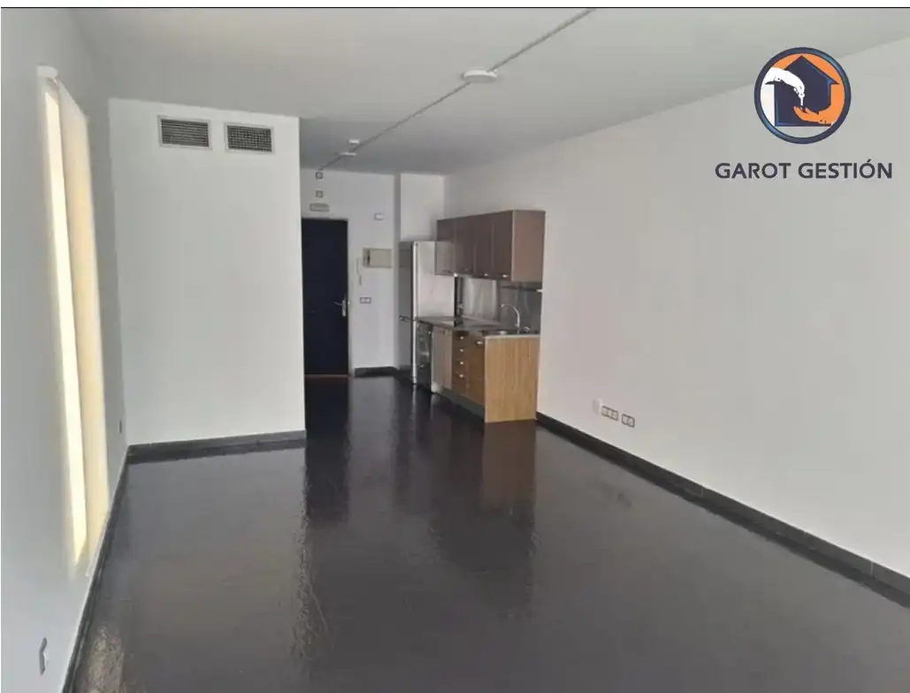 Estudi en venda en Guadalajara amb Aire condicionat, Calefacció i TV