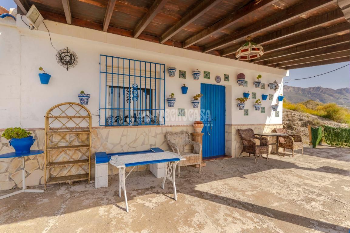 Terrassa de Finca rústica en venda en Molvízar amb Piscina