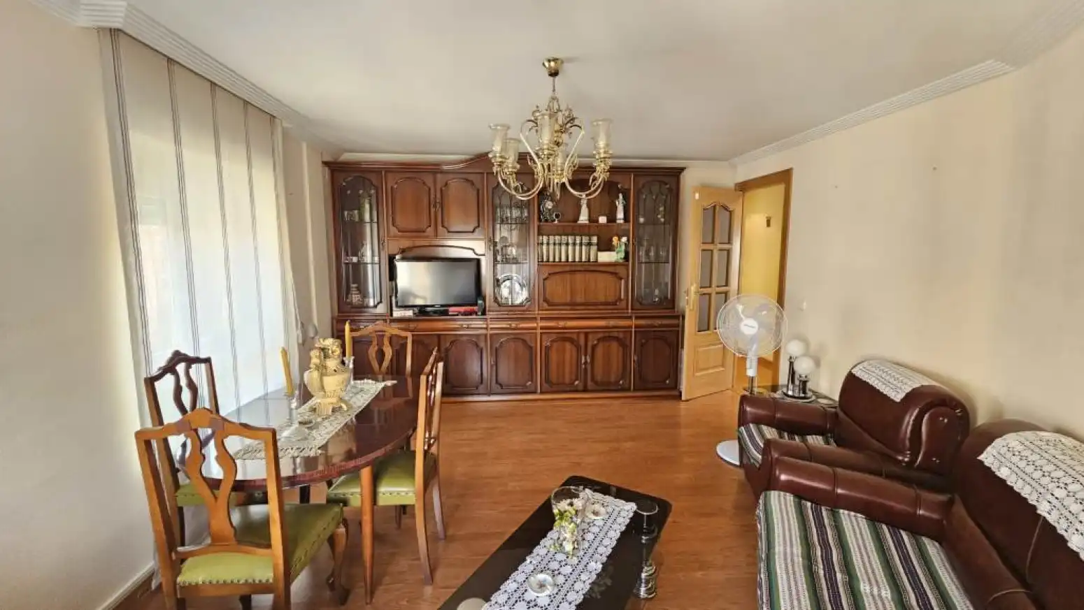 Sala d'estar de Pis en venda en Salamanca amb Moblat