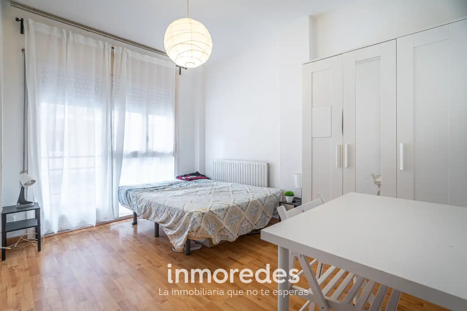 Habitación de Piso en venta en Barcelona con Amueblado