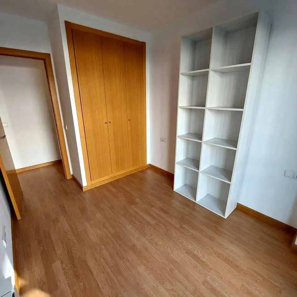 Habitación de Piso en venta en Vilafranca del Penedès con Calefacción, Parquet y Terraza