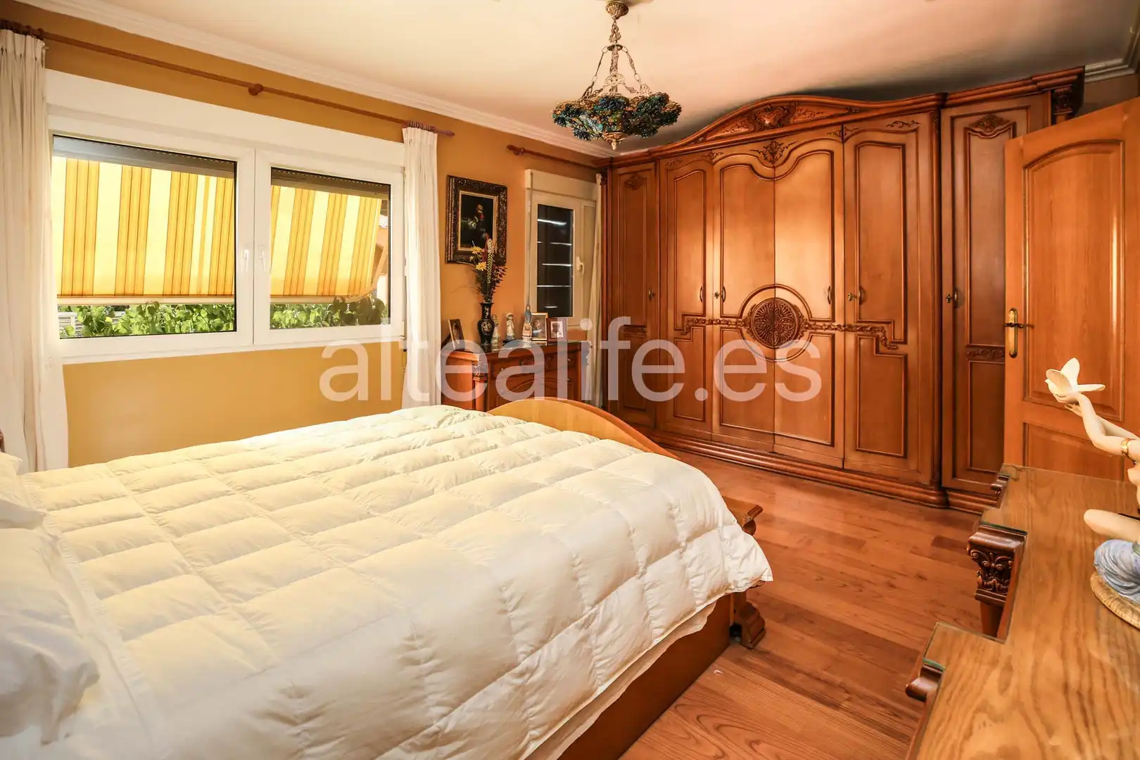 Dormitori de Casa o xalet en venda en La Nucia amb Aire condicionat, Jardí privat i Terrassa