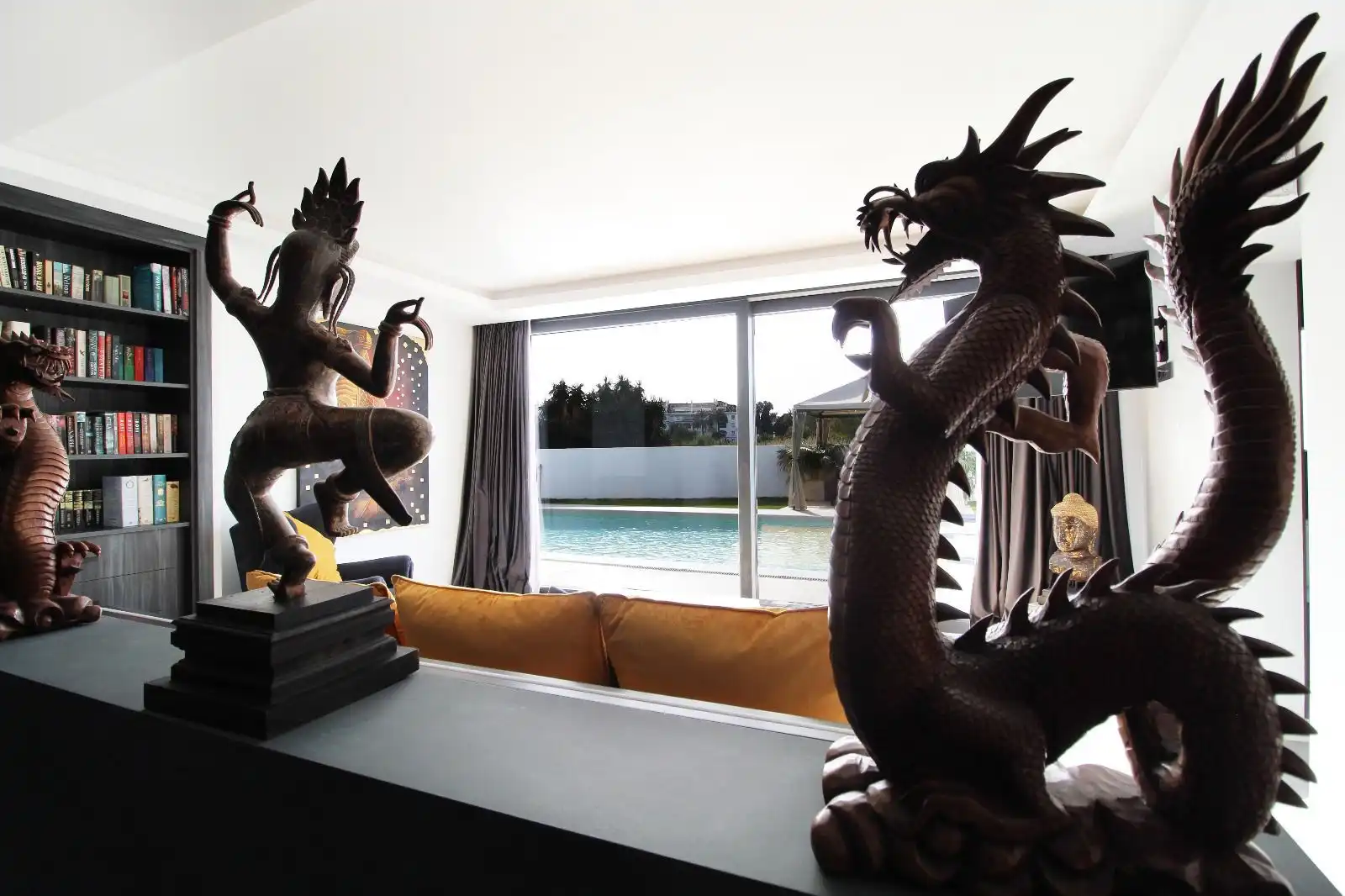 Sala d'estar de Casa o xalet de lloguer en Marbella amb Aire condicionat, Calefacció i Jardí privat