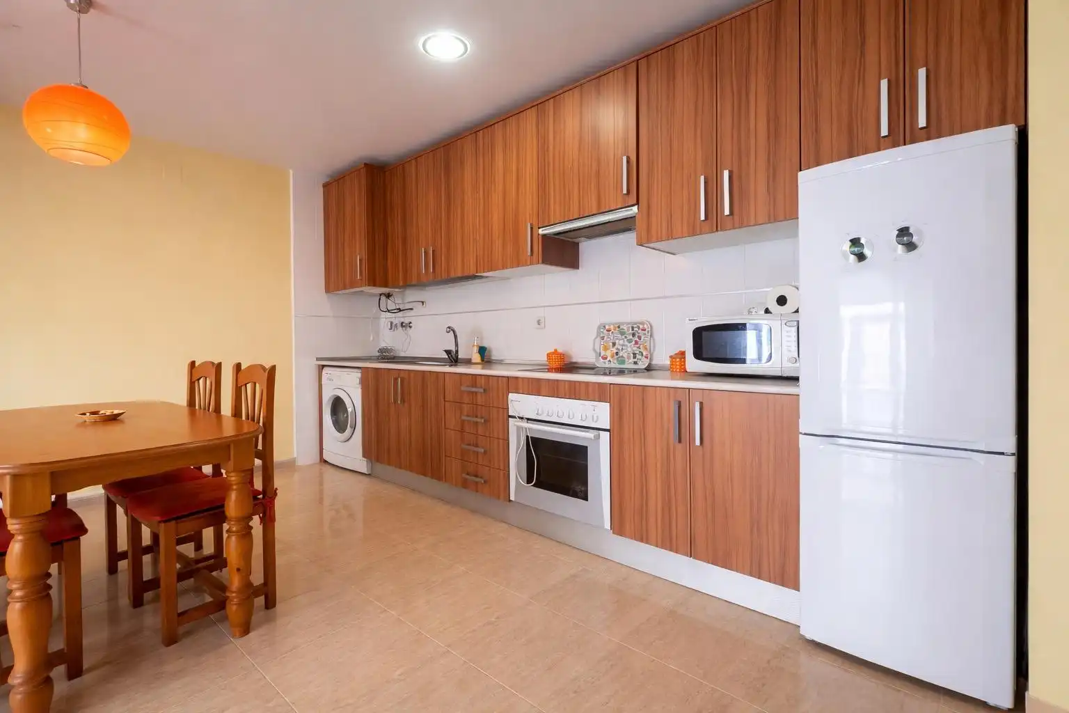 Cuina de Apartament en venda en Sorvilán amb Aire condicionat i Terrassa