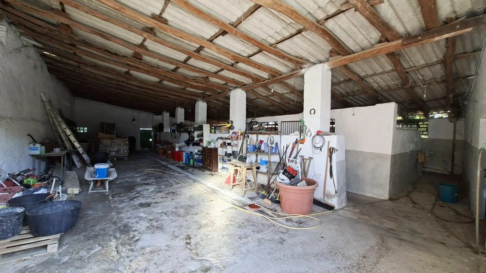 Country house zum Verkauf in Villanueva del Río y Minas mit Klimaanlage, Abstellraum und Schwimmbad