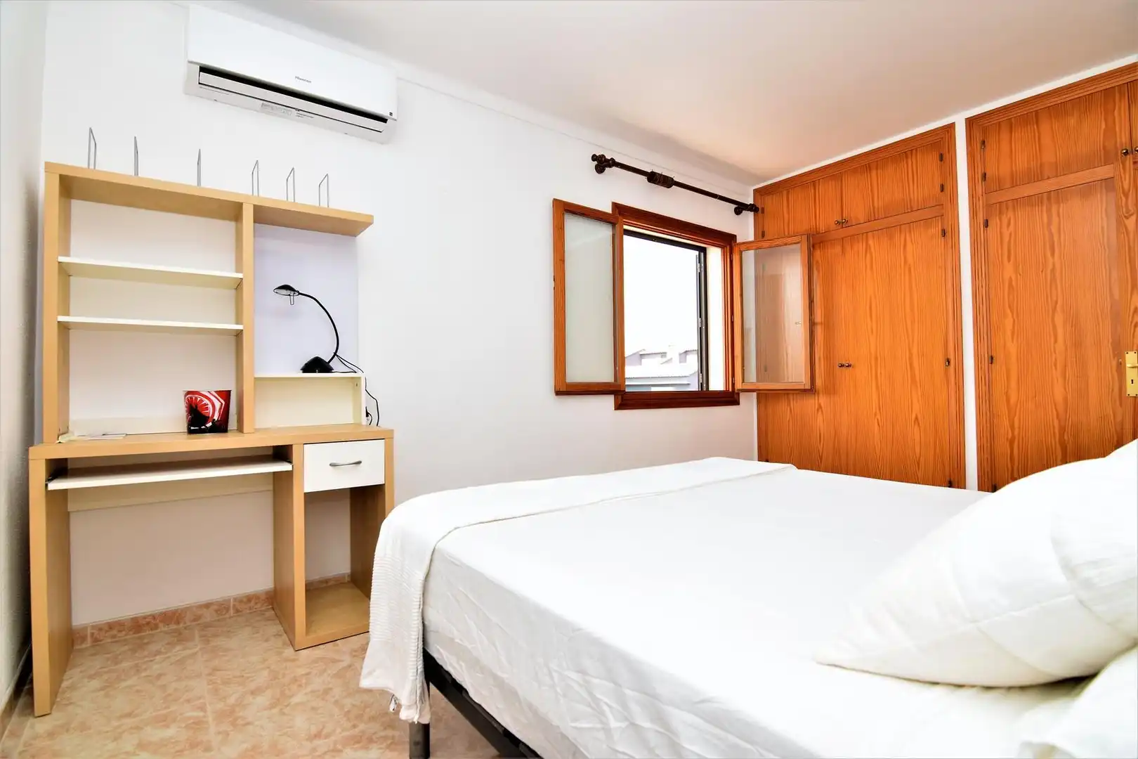 Schlafzimmer von Haus oder Chalet zur Miete in Artà mit Klimaanlage, Heizung und Terrasse