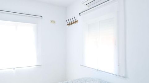Foto 3 de Apartamento de alquiler en Numancia, Madrid Capital