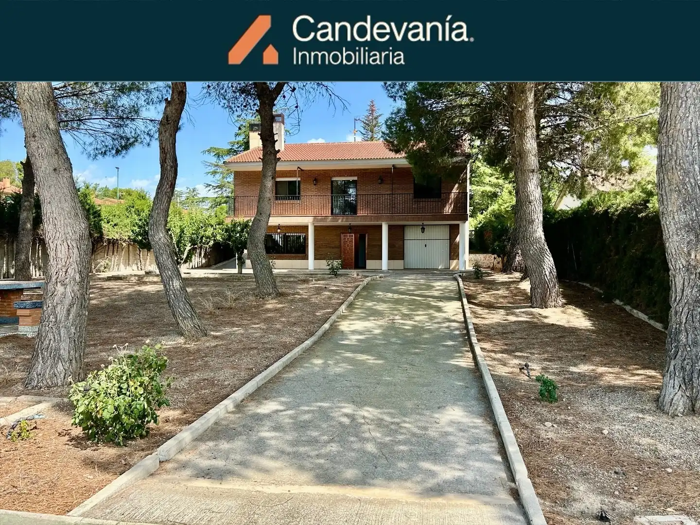 Vista exterior de Casa o chalet en venta en Zuera con Calefacción, Jardín privado y Amueblado