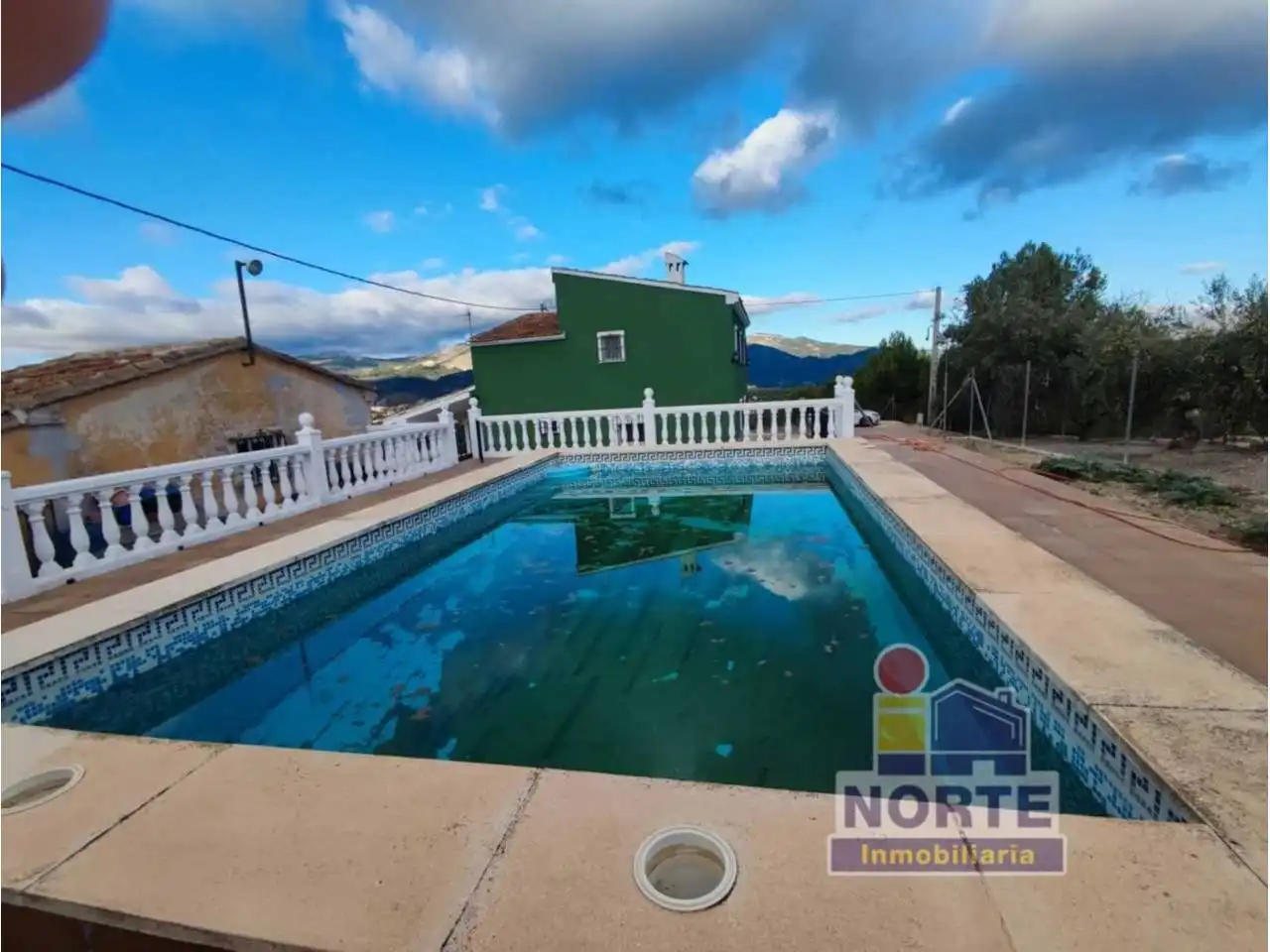Vista exterior de Finca rústica en venda en Balones amb Aire condicionat, Jardí privat i Terrassa