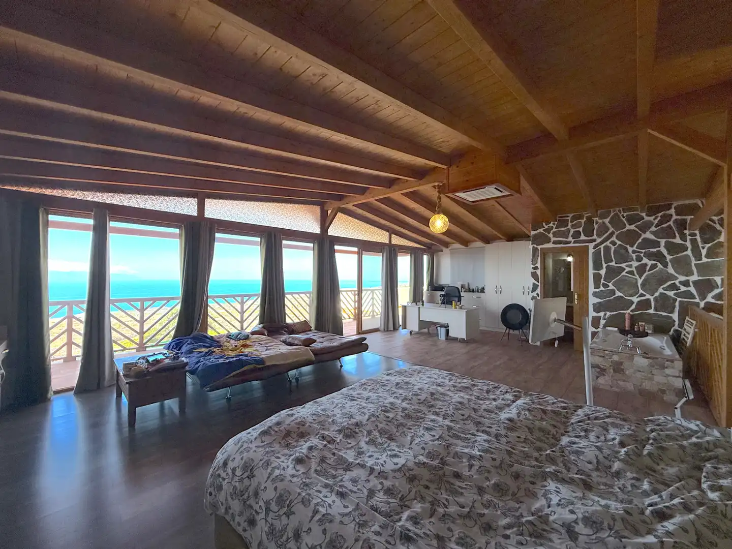 Dormitori de Casa o xalet en venda en Adeje amb Aire condicionat, Jardí privat i Terrassa