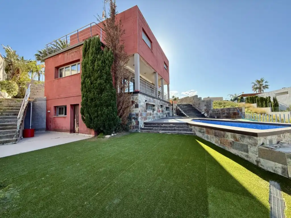 Vista exterior de Casa o chalet en venta en Oropesa del Mar / Orpesa con Calefacción, Terraza y Piscina