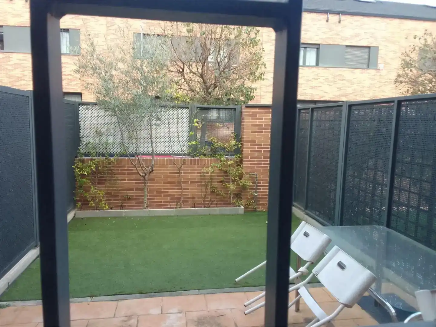 Terrasse von Haus oder Chalet zur Miete in Meco mit Klimaanlage, Privatgarten und Möbliert