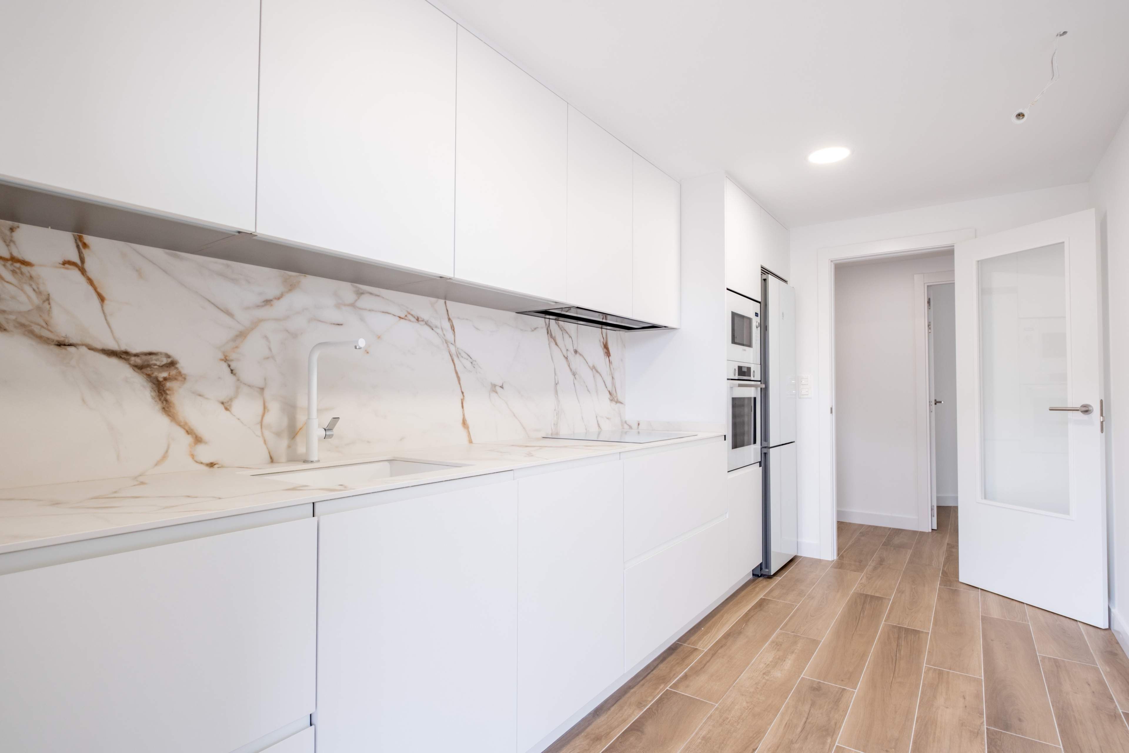 Cuina de Pis de lloguer en  Zaragoza Capital amb Terrassa, Traster i Balcó