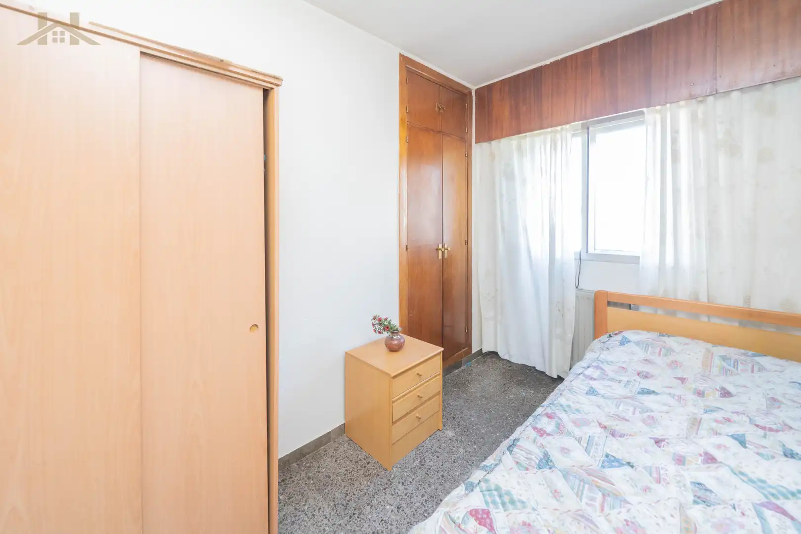 Dormitori de Casa adosada en venda en Pozuelo de Alarcón amb Aire condicionat, Jardí privat i Terrassa