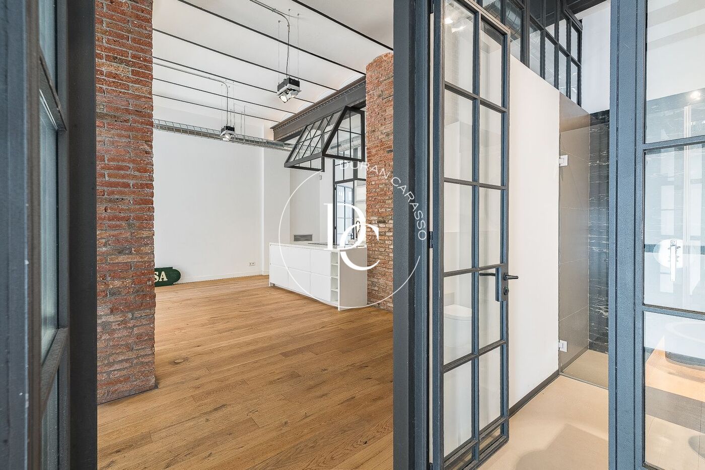 Loft en venta en  Barcelona Capital con Aire acondicionado, Calefacción y Terraza