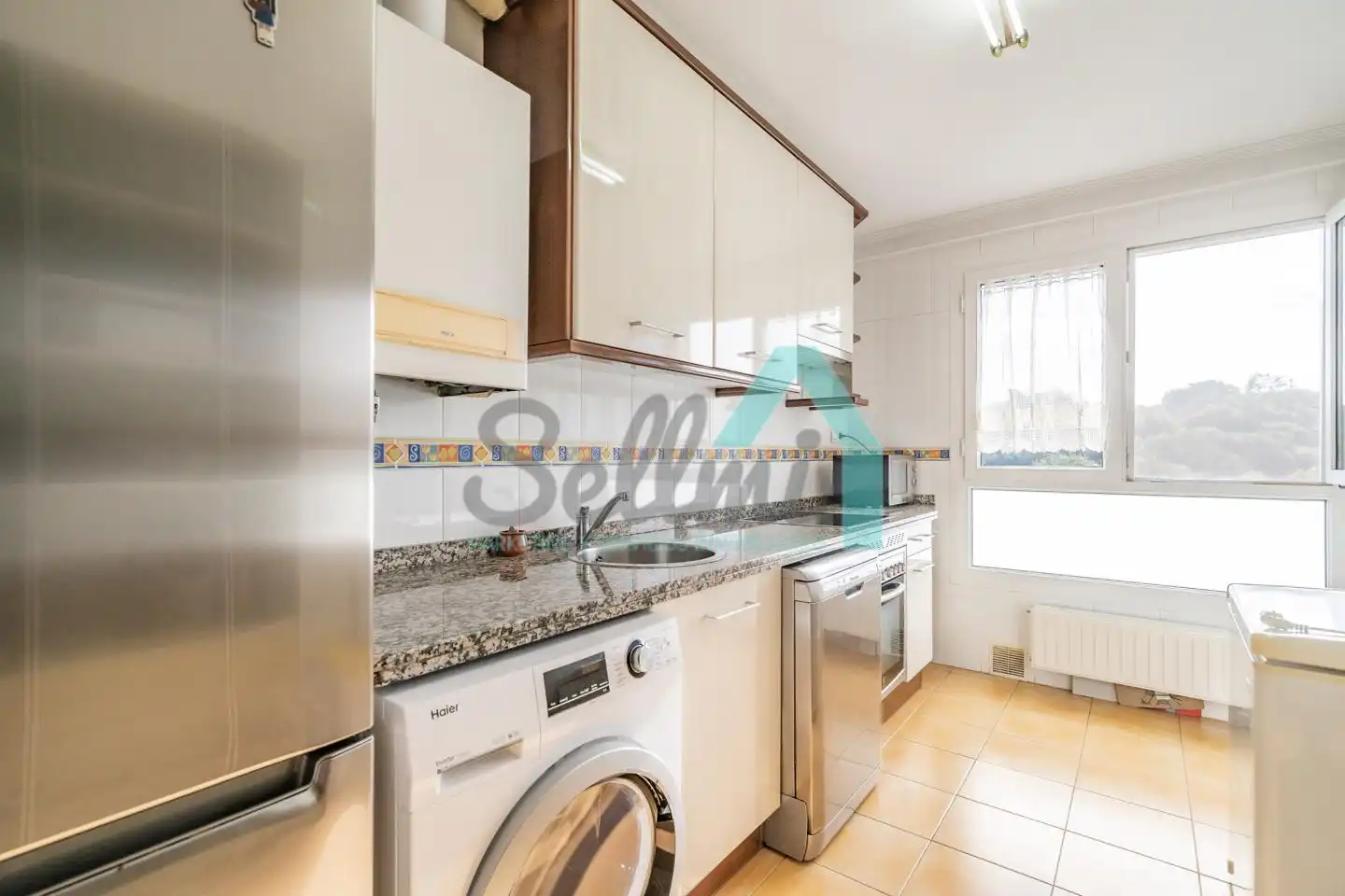Kitchen of Flat for rent in Oviedo   with Heating, Parquet flooring and Furnished