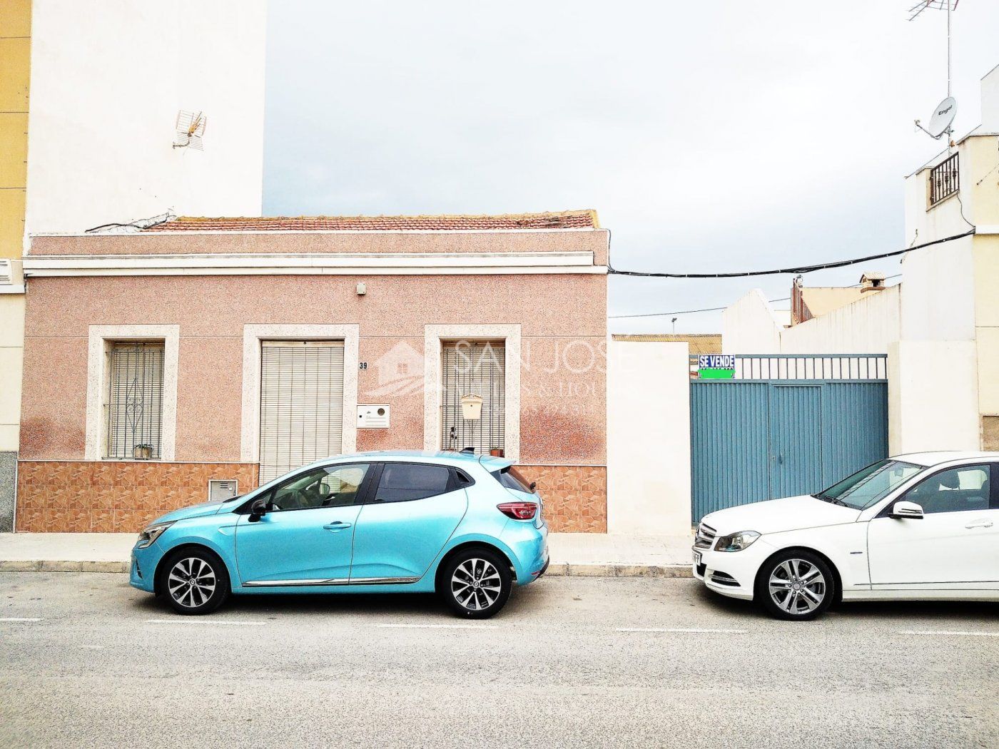 Exterior view of Planta baja for sale in Elche / Elx