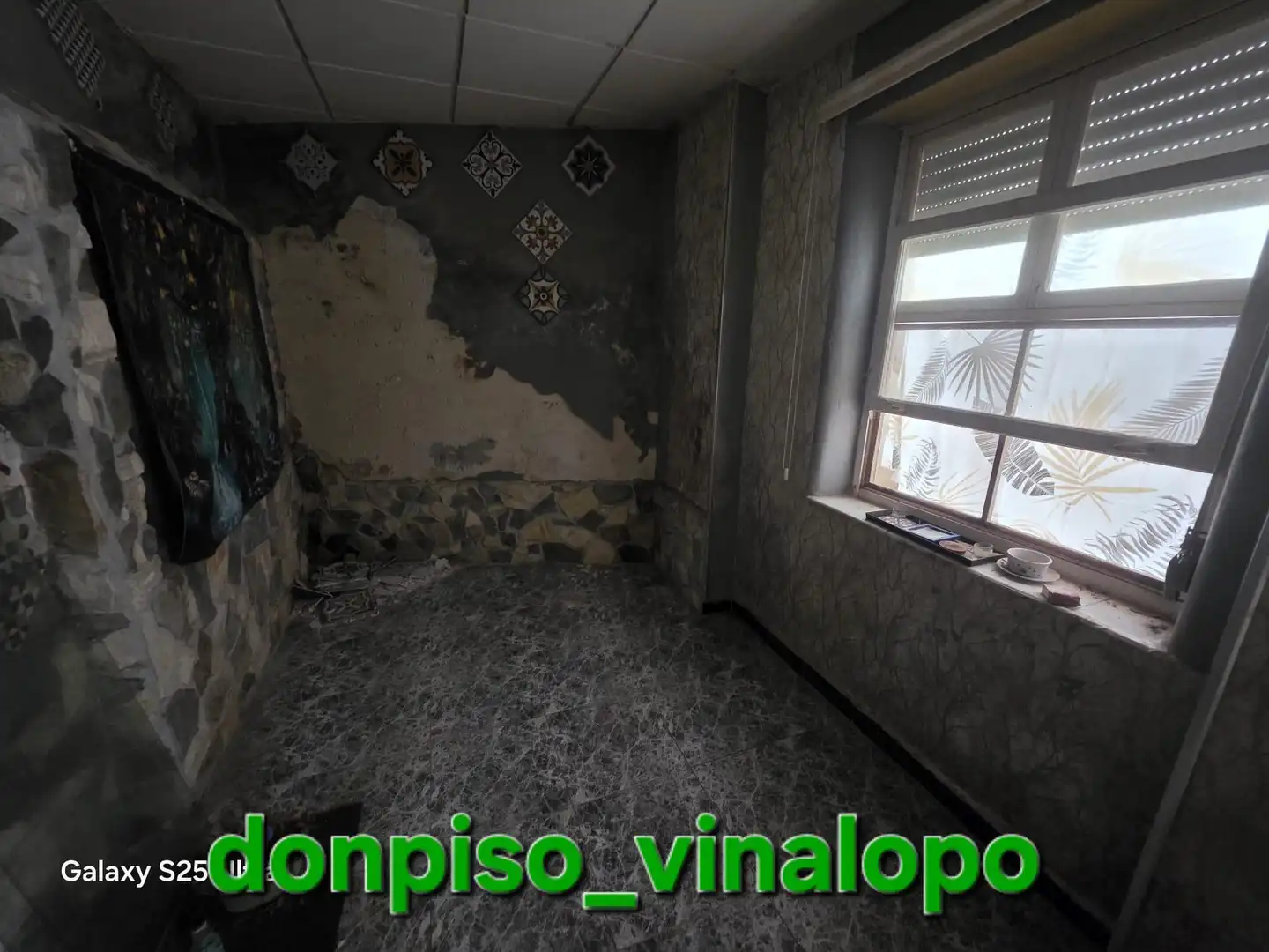 Sala de estar de Planta baja en venta en Elda con Trastero
