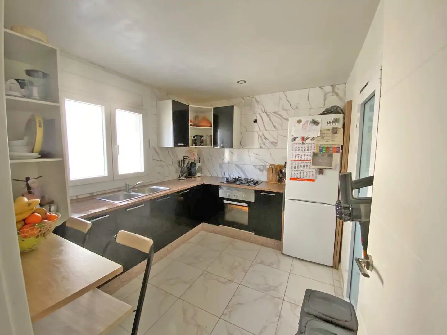 Küche von Wohnung zum Verkauf in Vic mit Heizung und Balkon