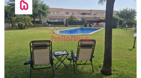 Foto 2 de Casa adosada en venta en Calle Venezuela, Costa del Zèfir, Mont-roig del Camp