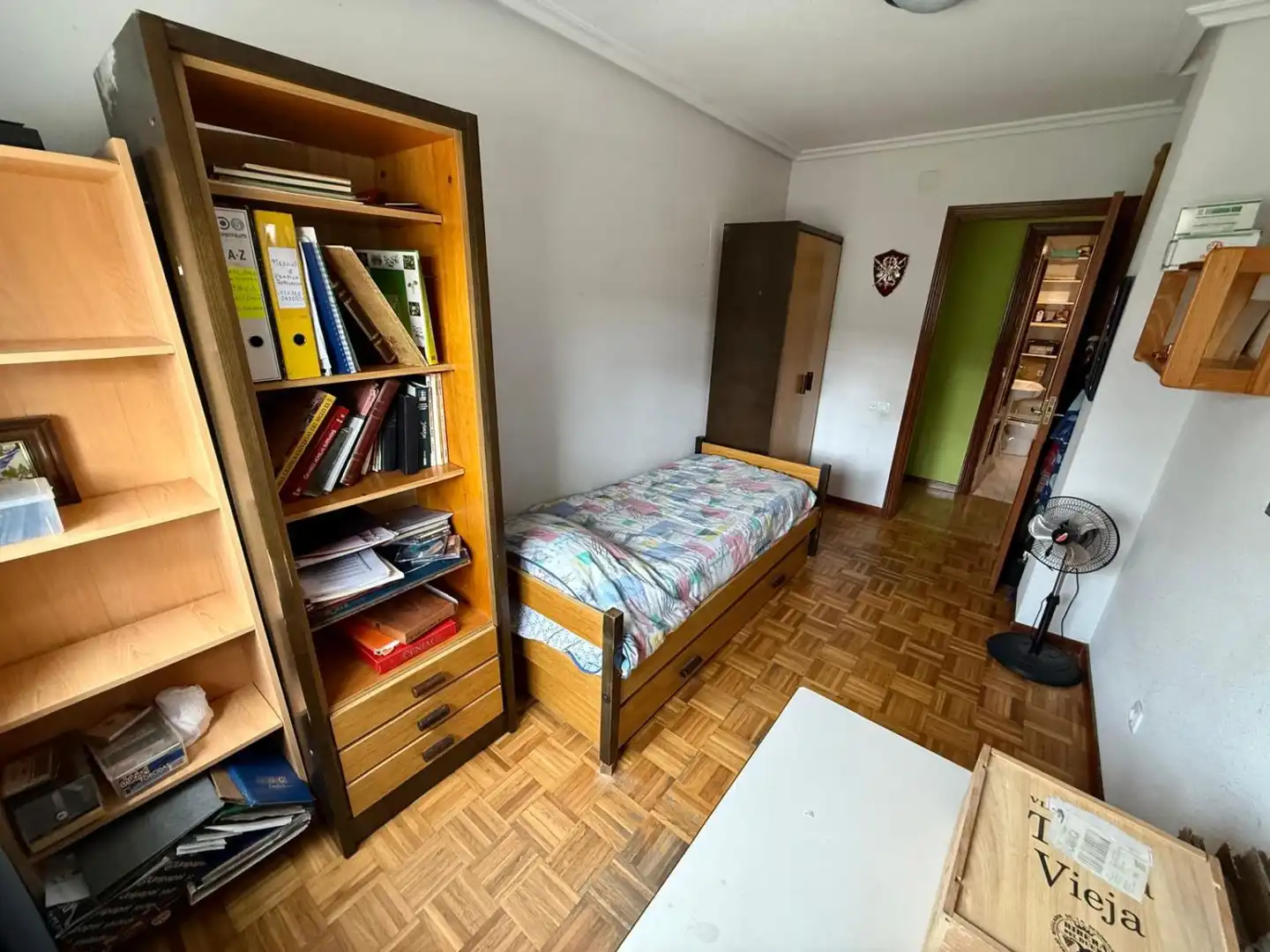 Dormitori de Pis en venda en Salamanca amb Calefacció, Parquet i Terrassa