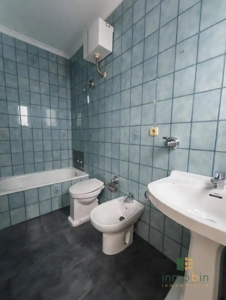 Baño de Planta baja en venta en Don Benito con Aire acondicionado, Terraza y Trastero